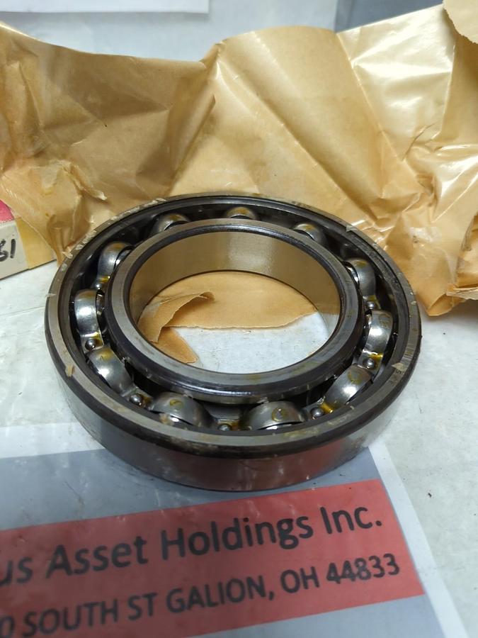 SKF,6217,DEEP GROOVE BALL BEARING NOS