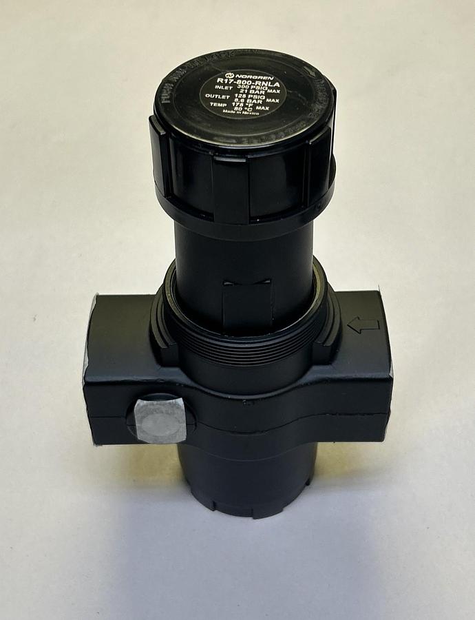 NORGREN,R17-800-RNLA,PRESSURE REGULATOR 300 PSIG NOS