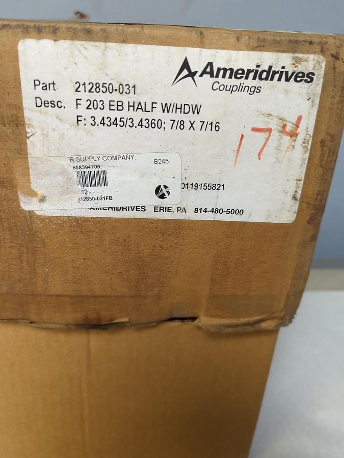 AMERIDRIVES,203 EB HALF W/HDW F; 3.4345/3.4360,SLEEVE HUB 7/8X7/16 NOS