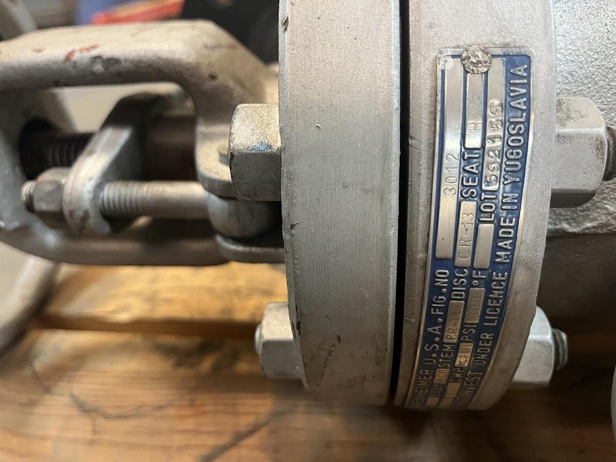 Lunkenheimer,3012,GATE VALVE 2-1/2" CLASS 300 WCB