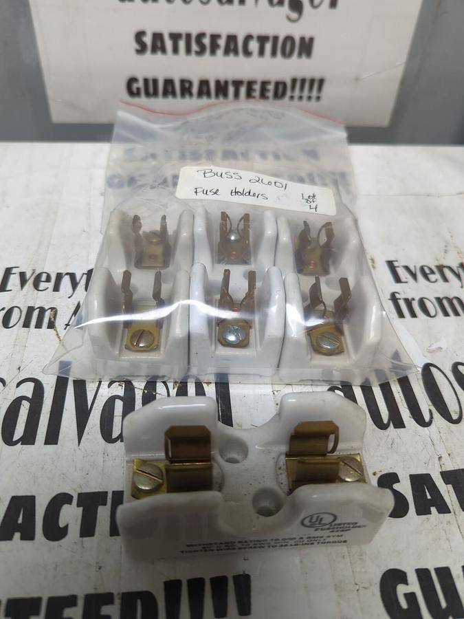 COOPER BUSSMANN,2601,CERAMIC FUSE HOLDER 30A/250V LOT OF 4 NOS