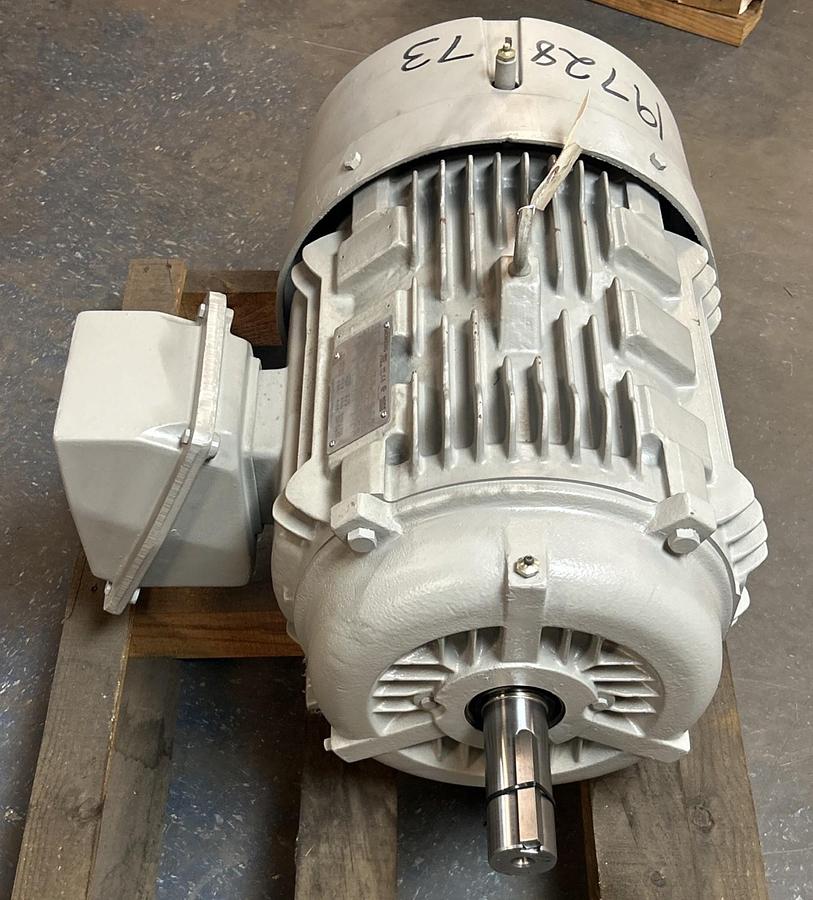 SIEMENS,1LE23212CD216AA3,MOTOR 15HP 875RPM 460V 3PH 286T FRAME