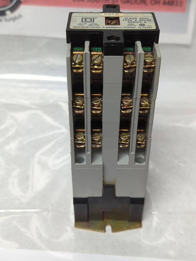 Used SQUARE D,8501-X0-00,INDUSTRIAL CONTROL RELAY SERIES A PRE-OWNED