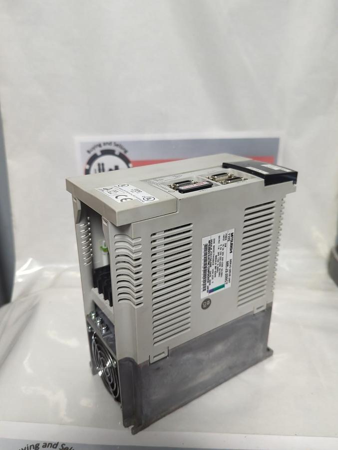 Used MITSUBISHI,MR-J2-200CT,SERVO DRIVE UNIT 2kw 3-PHASE PRE-OWNED