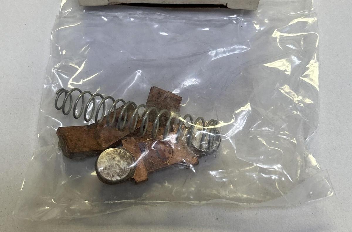 WARD LEONARD,5M80,CONTACT KIT SIZE 3 1P NOS