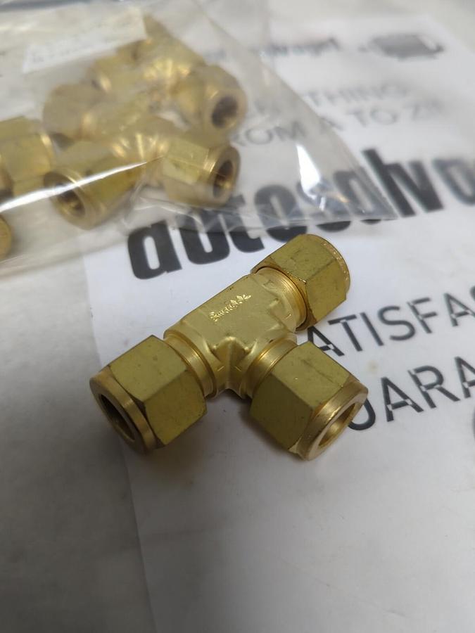 SWAGELOK,B-810-3,1/2T UNION TEE LOT OF 4 NOS