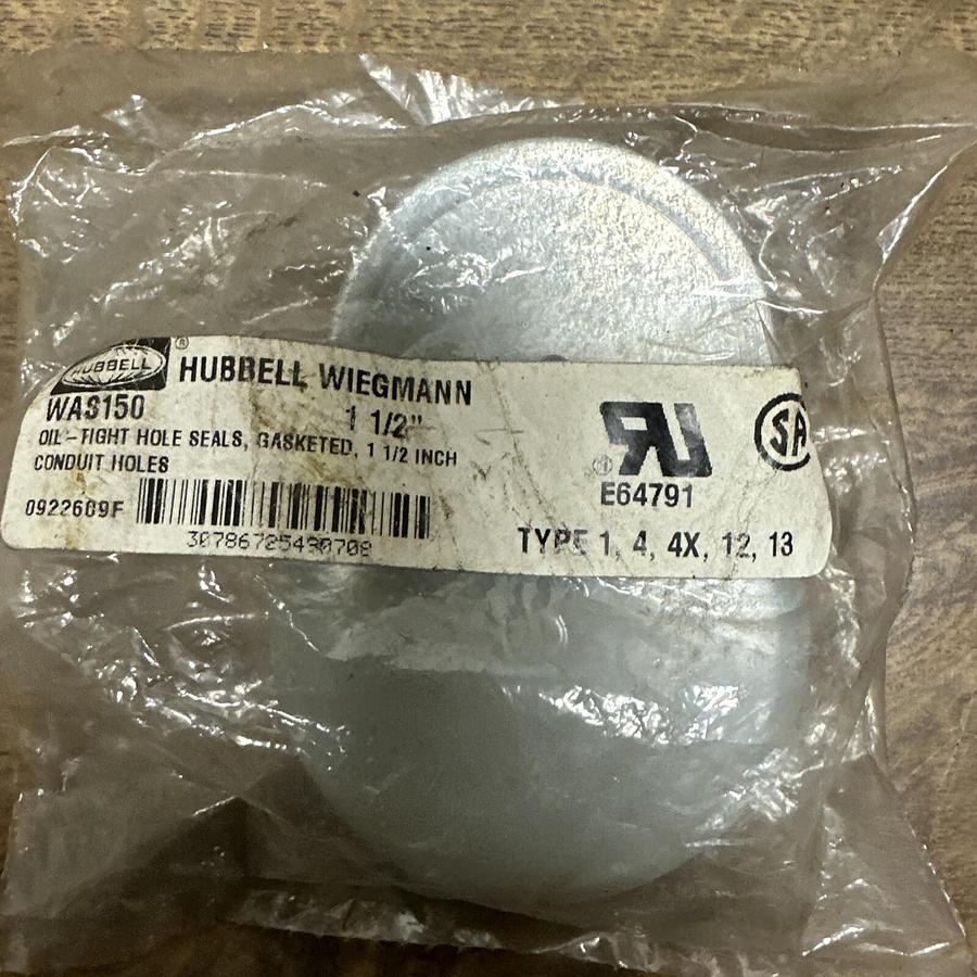 Used Hubbell Weigmann,WAS150,1.500" Oil Tight Seal