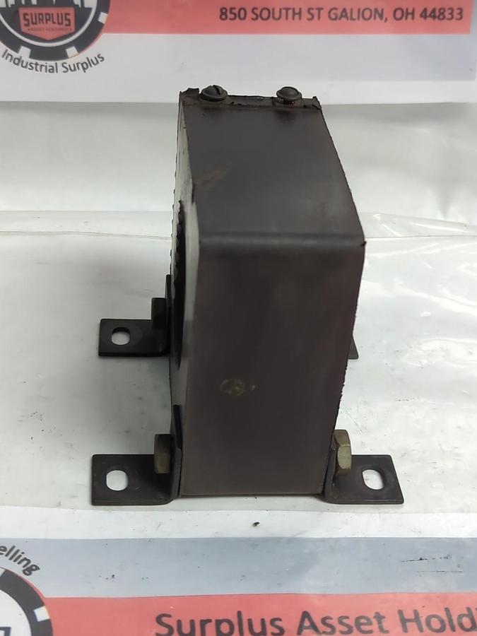 Used GE,JCH-O,CURRENT TRANSFORMER RATIO 150:5 AMP 50-60CY PRE-OWNED