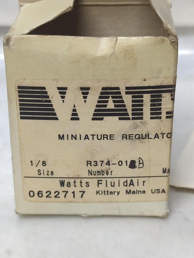 WATTS,R374-01B,FLUIDAIR MINIATURE REGULATOR 1/8 INCH NOS