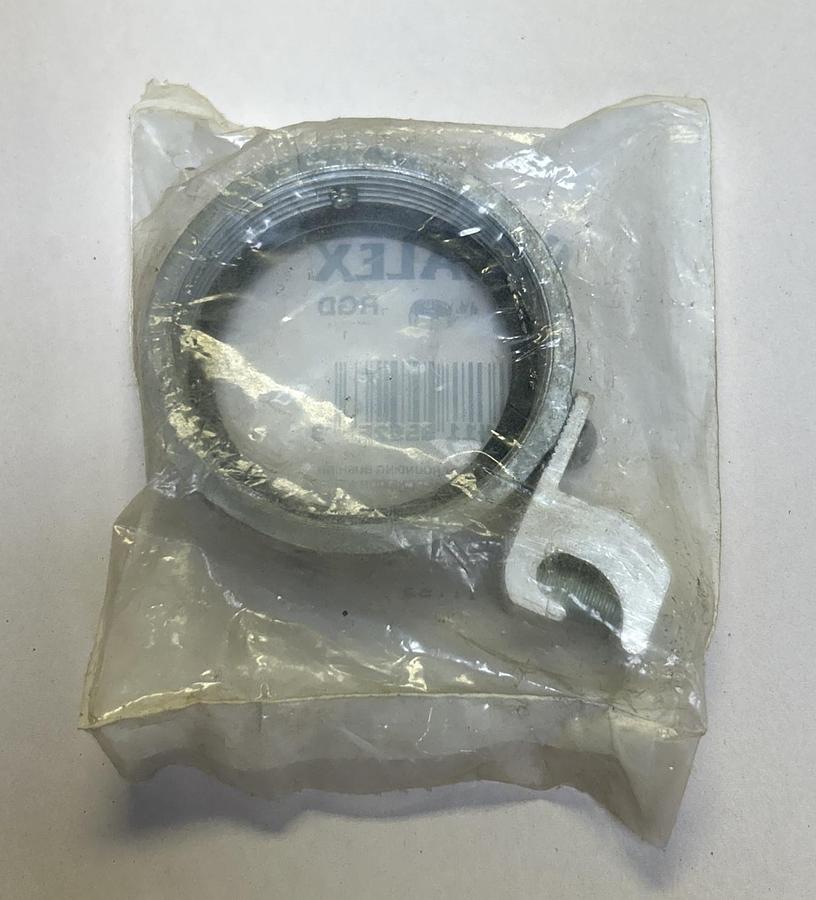 Used HALEX,99526,GROUNDING BUSHING INSULATED METALLIC 2INCH NEW