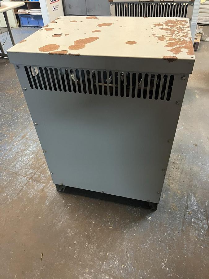 Used GE,9T8382671,TRANSFORMER 25KVA HV 480 LV 240/120V 1PH