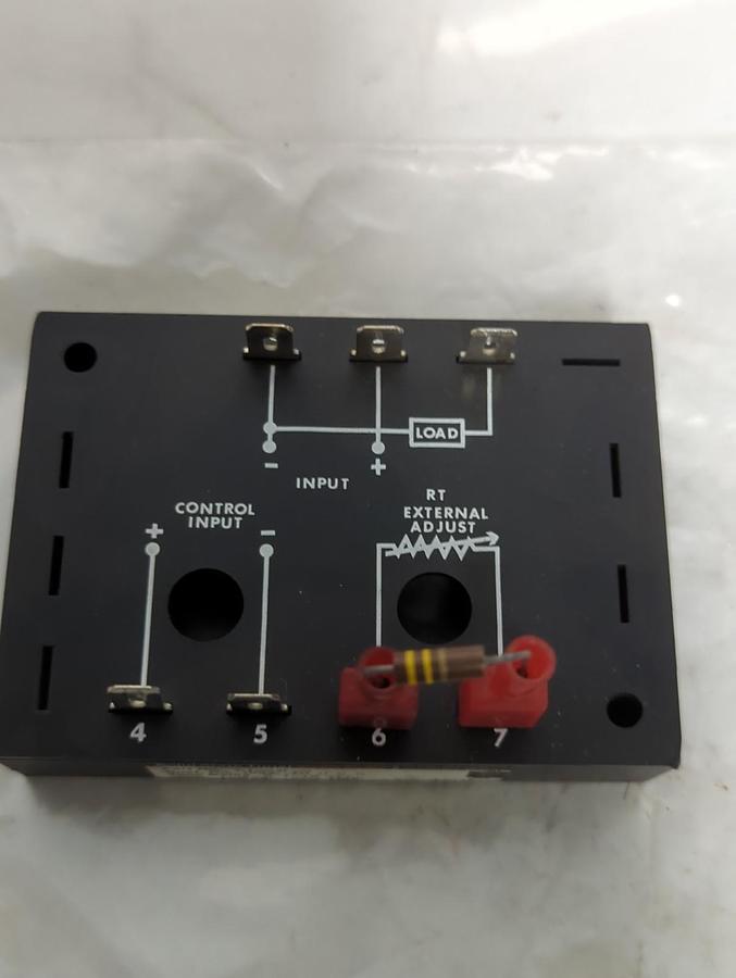 Used SSAC,EISS4F20,SOLOID STATE TIMER 0.1-10 SECONDS PRE-OWNED