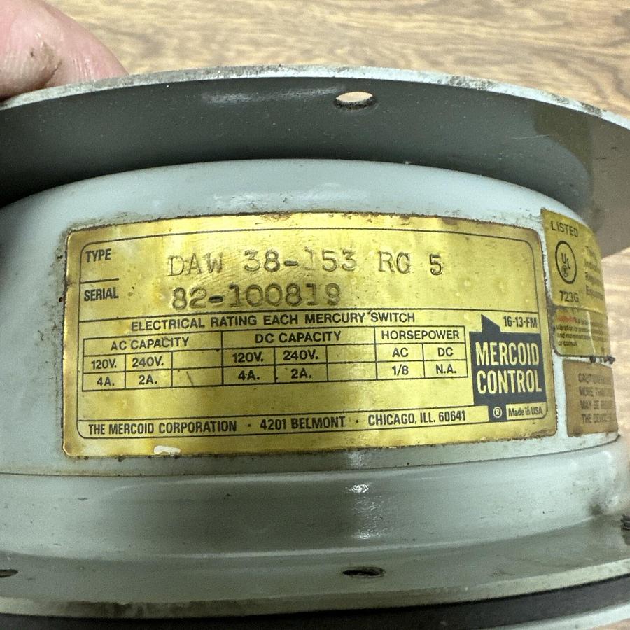 Used Mercoid Controls,DAW-38-153-RG5,Pressure Control