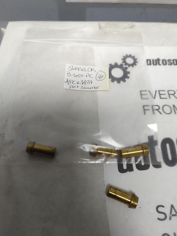 SWAGELOK,B-601-PC,3/8PC X 3/8TA PORT CONNECTOR LOT OF 4 NOS
