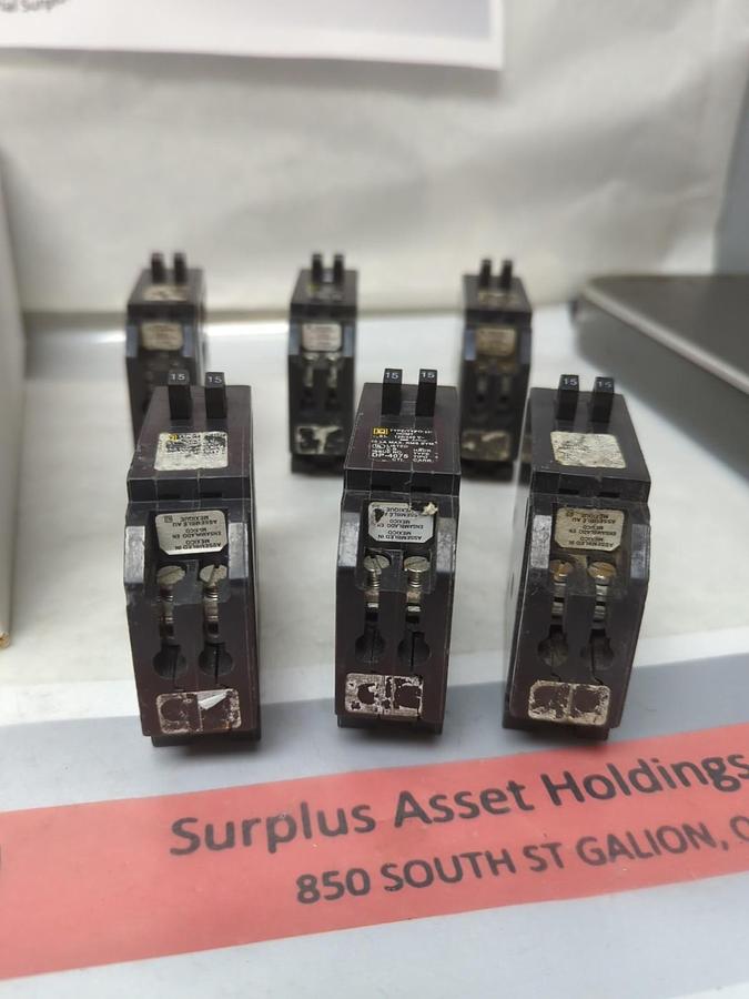 Used SQUARE D,HOMT1515,TANDEM CIRCUIT BREAKER 15/15 AMP 1-POLE LOT OF 6 PRE-OWNED
