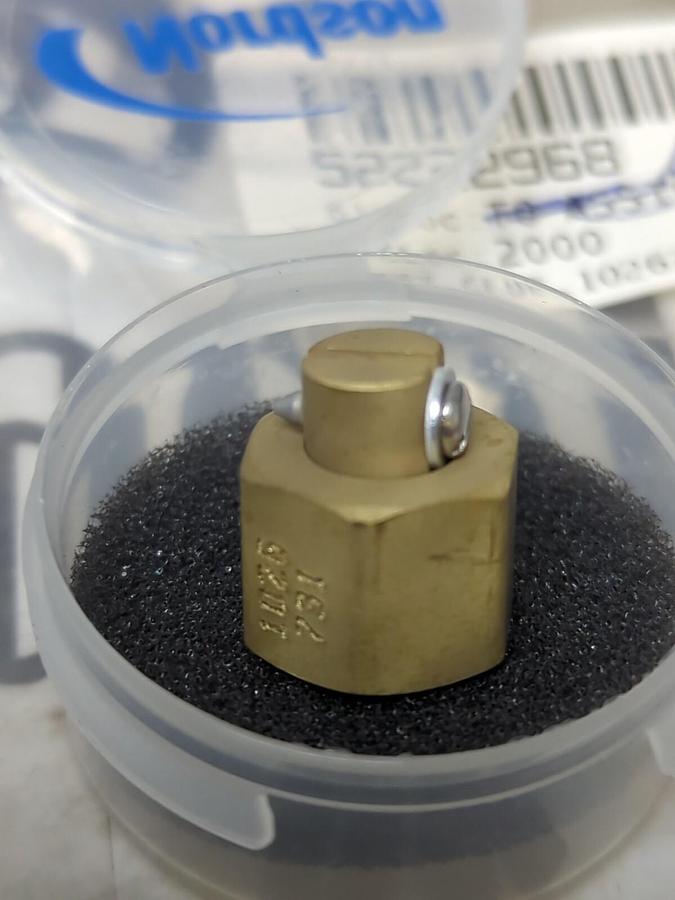 NORDSON,1026731,NOZZLE RT ANGLE 10RI .018 LOT OF 2 NEW