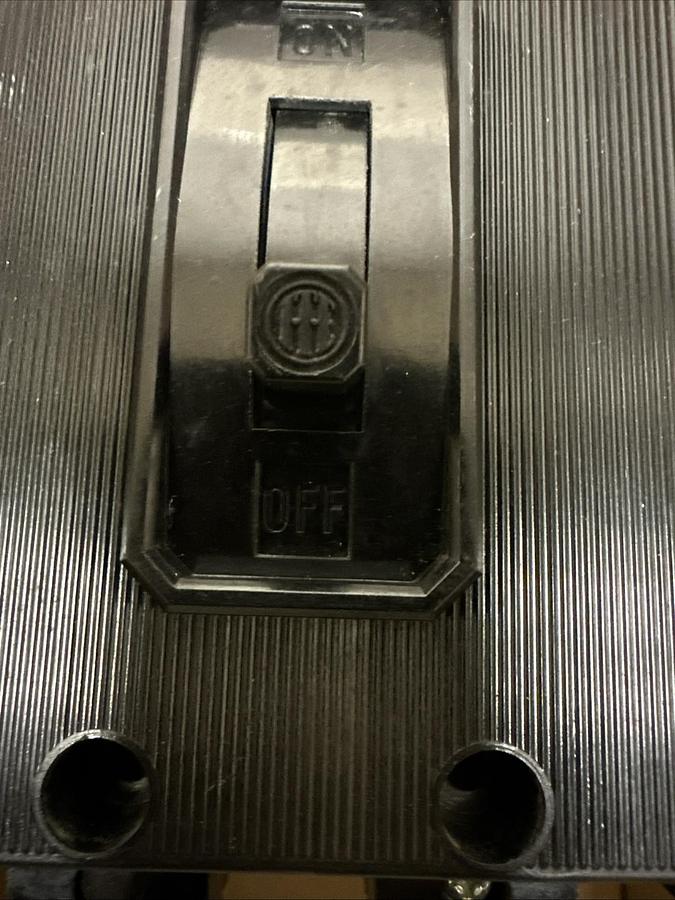 Used ITE,EH3-B020,20 AMP 3 Pole 480VAC Molded Circuit Breaker