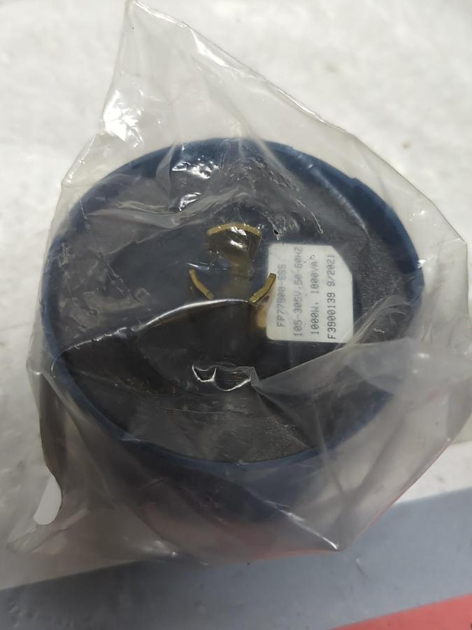 SUN-TECH,FP770B-SSS,PHOTOELECTRIC SENSOR 1000W 1000VA 105-3405V 50/60HZ NOS