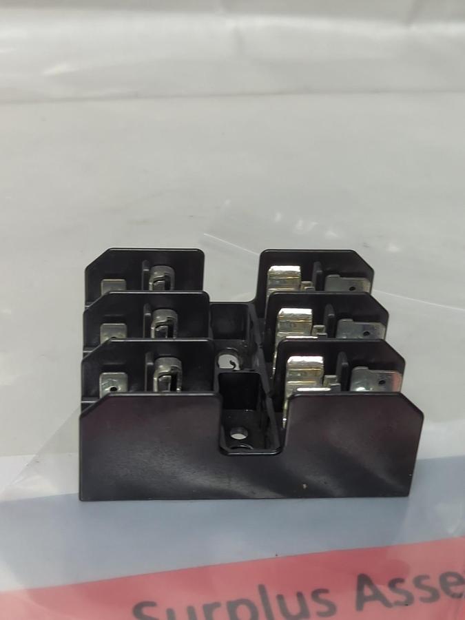 COOPER BUSSMANN,BC6033PQ,FUSE HOLDER 600V 30A NOS