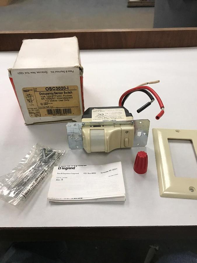 Used Pass & Seymour,OSC3020-I,Occupancy Wall Switch