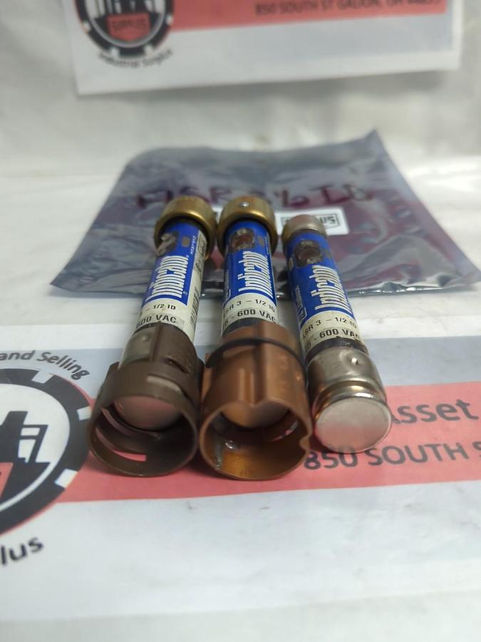 Used LITTELFUSE,FLSR3-1/2ID,INDICATOR 3-1/2 AMP FUSE LOT OF 3 (2-HAVE REDUCERS)