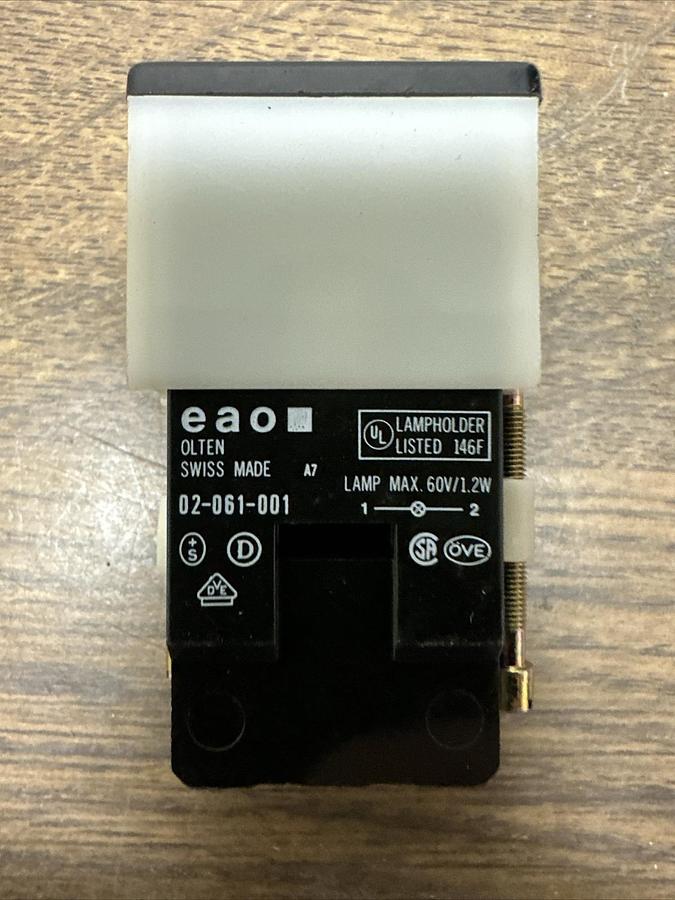 EAO,02-061-001,Lampholder