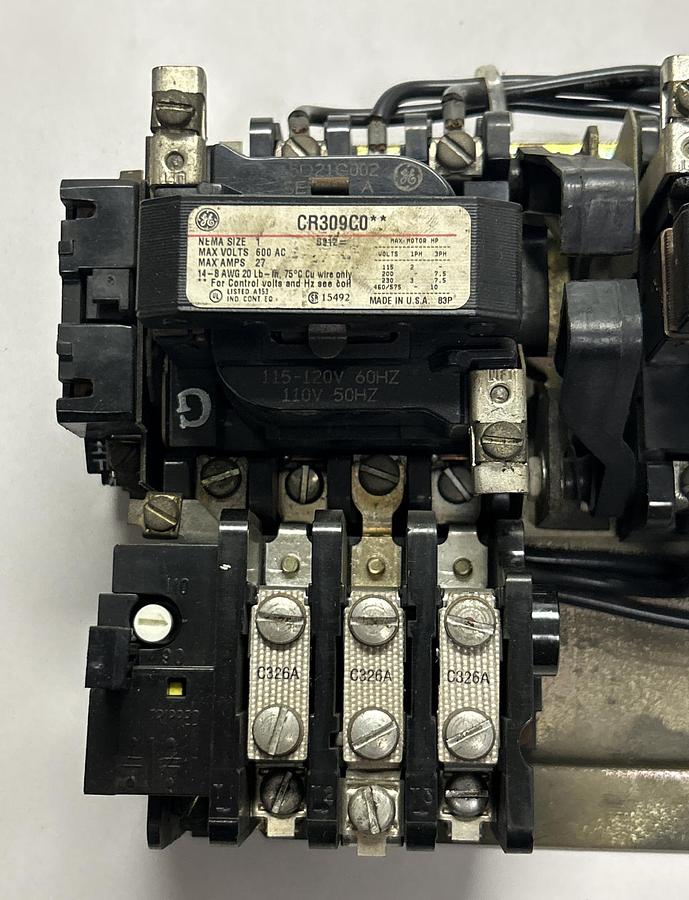 Used GENERAL ELECTRIC,CR309C0,REVERSING STARTER SIZE 1 27A 600V