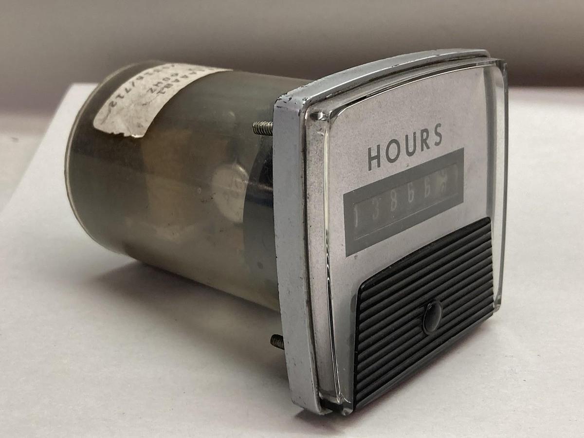 Used General Electric,50-240211AAAB1,Time Meter Display 2.5W 120V 60Hz