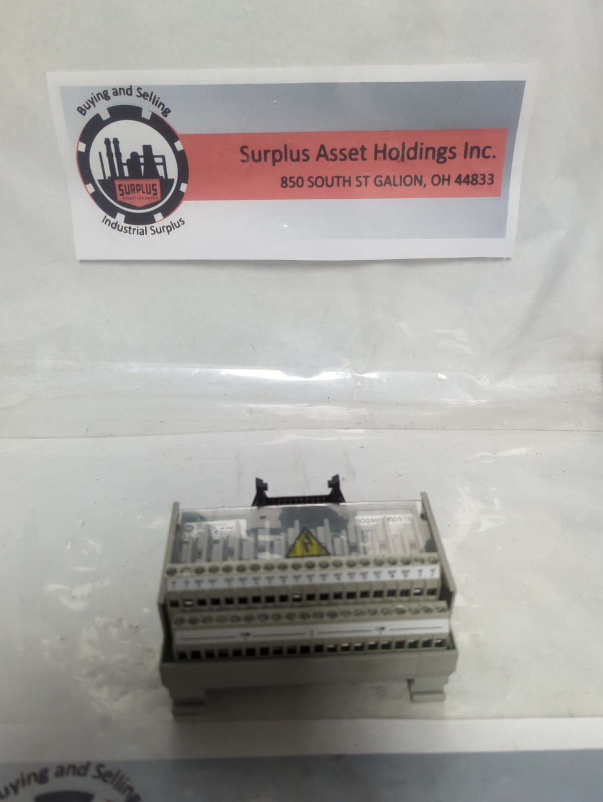 Used ALLEN BRADLEY,1492-IFM20F-F24-2,SERIES A FUSIBLE INTERFACE MODULE  PRE-OWNED