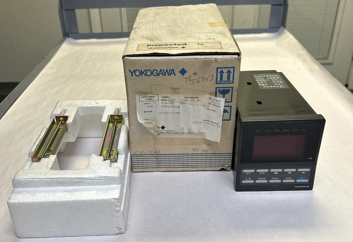 Used YOKOGAWA,UT40-131*B,DIGITAL INDICATING CONTROLLER NEW