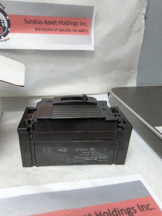 Used GENERAL ELECTRIC,TE122030,CIRCUIT BREAKER 20 AMP 2-POLE PRE-OWNED