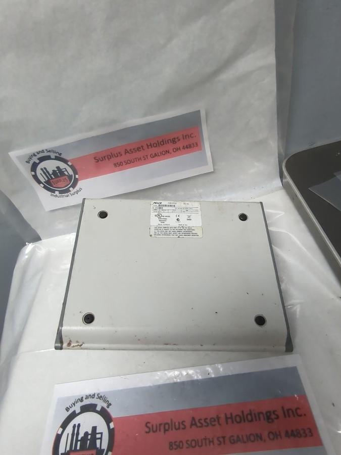 Used PELCO,KBD300A,UNIVERSAL INDUSTRIAL JOYSTICK KEYBOARD REV:A0 12V 50/60HZ