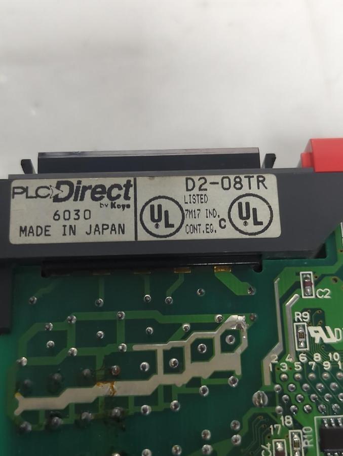 Used AUTOMATION DIRECT,D2-08TR,OUTPUT RELAY MODULE LOT OF 2 PRE-OWNED