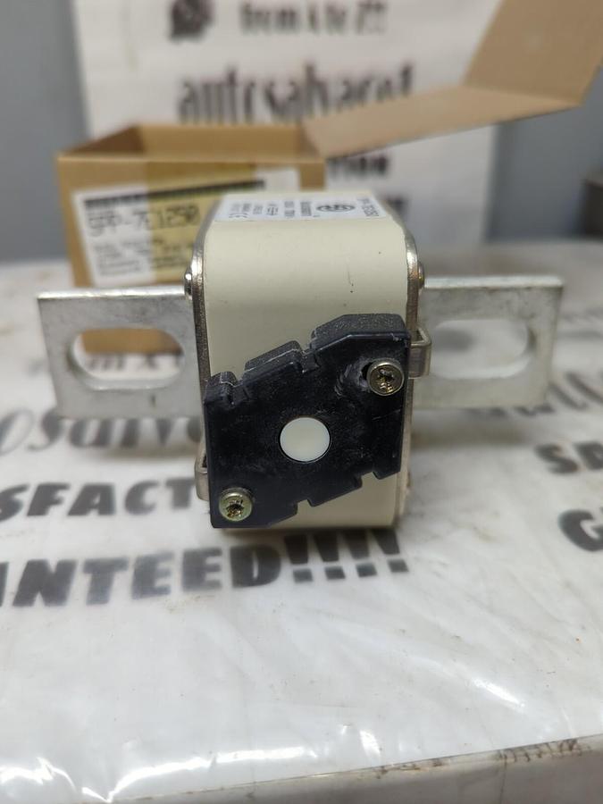 BUSS SEMITRON,SPP-7E1250,SEMI-CONDUCTOR FUSE 1250 AMPS  700 VOLTS NEW