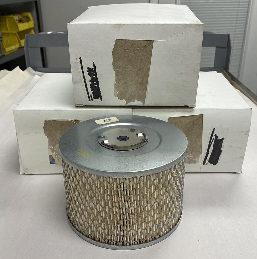 Donaldson,P528235,Air Filter Primary Round Lot Of 3 NEW