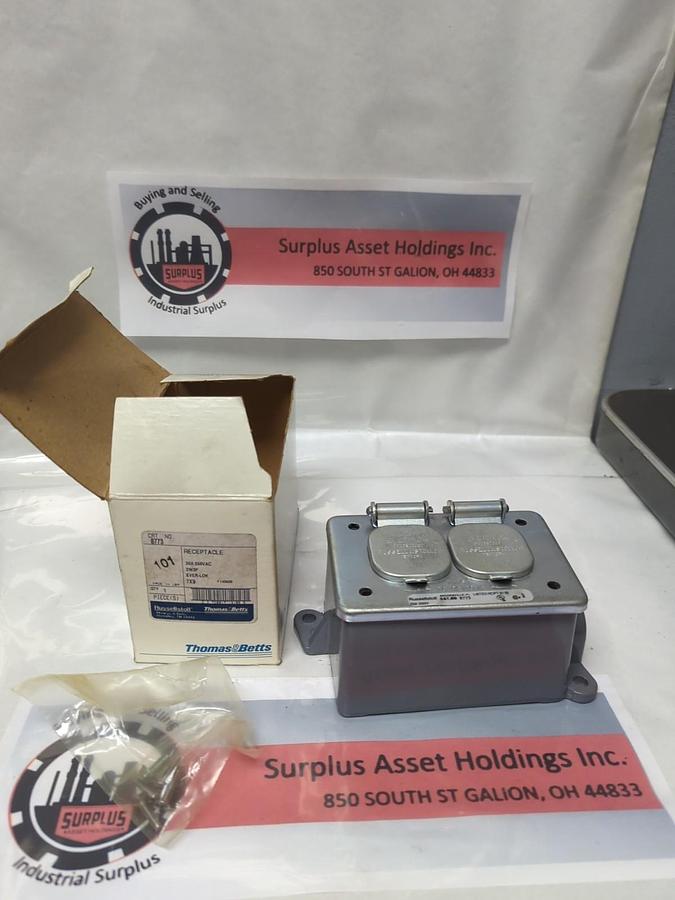 THOMAS & BETTS,8773,RECEPTACLE 20A 250VAC 2W3P NOS