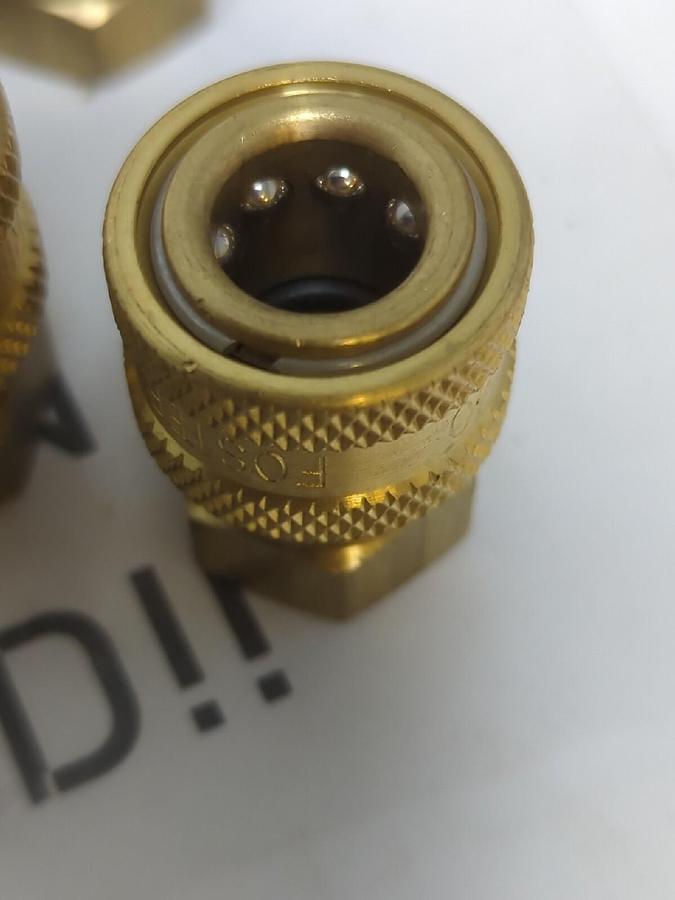 FOSTER,25SF,BRASS QUICK COUPLER 3/8 IN FNPT LOT OF 12 NOS
