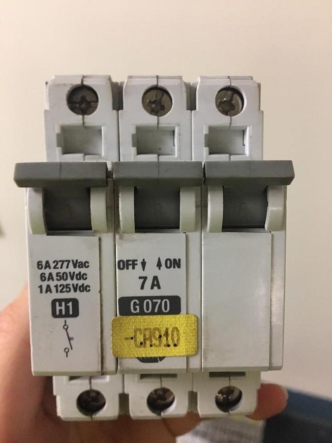 Allen Bradley,1492-ACB/ 1492-CB2,Series B H1 7A G070 CIRCUIT BREAKER