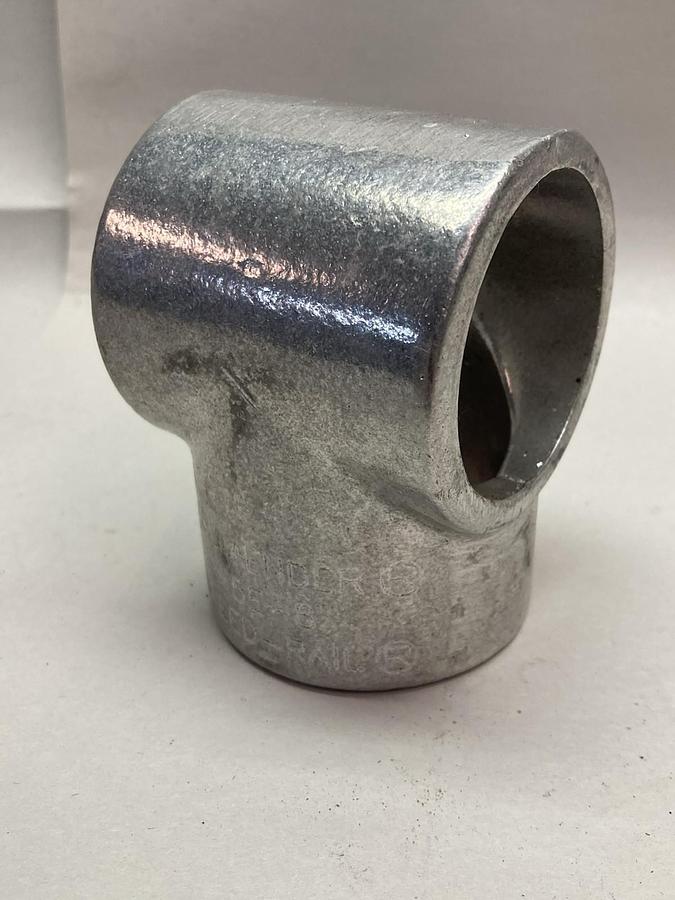 Used Hollaender,5E-8,Speed-Rail Cross Tee Fitting 2 Inch