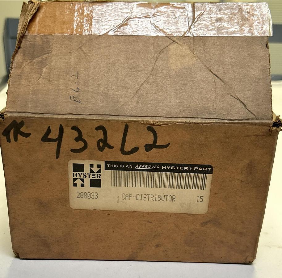 HYSTER,288033,CAP DISTRIBUTOR NOS