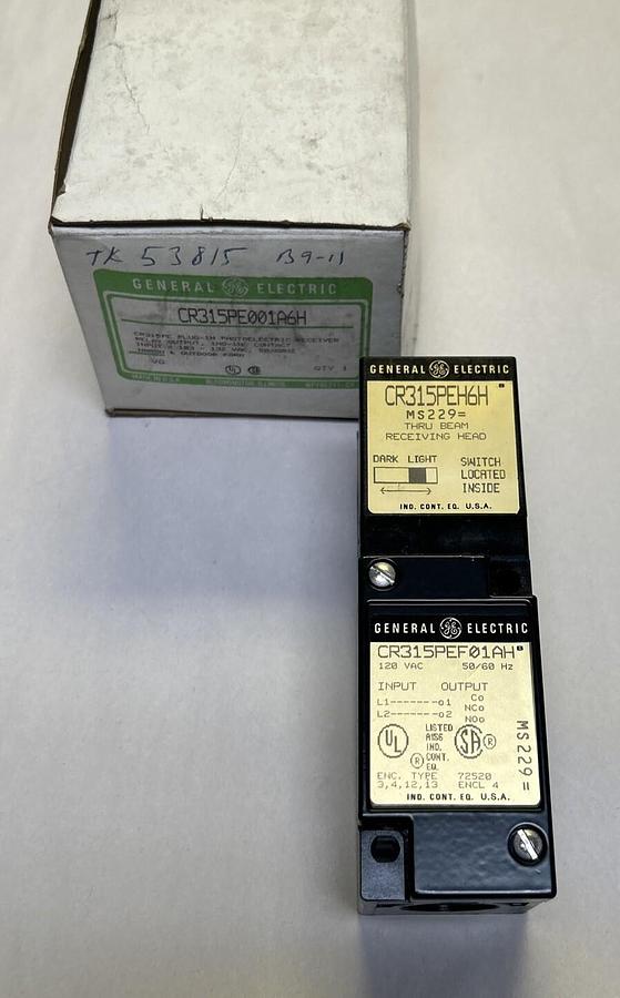 Used GENERAL ELECTRIC,CR315PE001A6H,PHOTOELECTRIC RECEIVER NEW