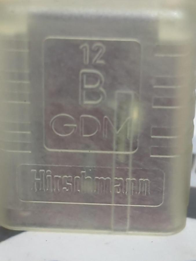 Used HIRSCHMANN,12B GDM,SOLENOID VALVE CONNECTOR FEMALE LOT OF 4 PRE-OWNED