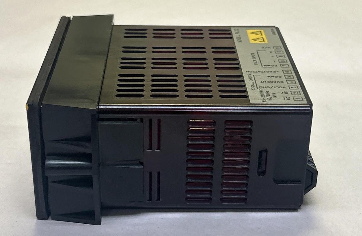 Used RED LION,PAXD0003699,DIGITAL PANEL METER