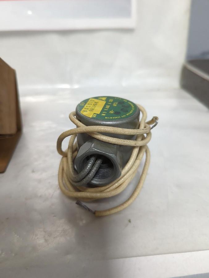 BASO,R46189-K,BASOID COIL REPLACEMENT 440V .030A 9W G-LP 1/2PSI NOS