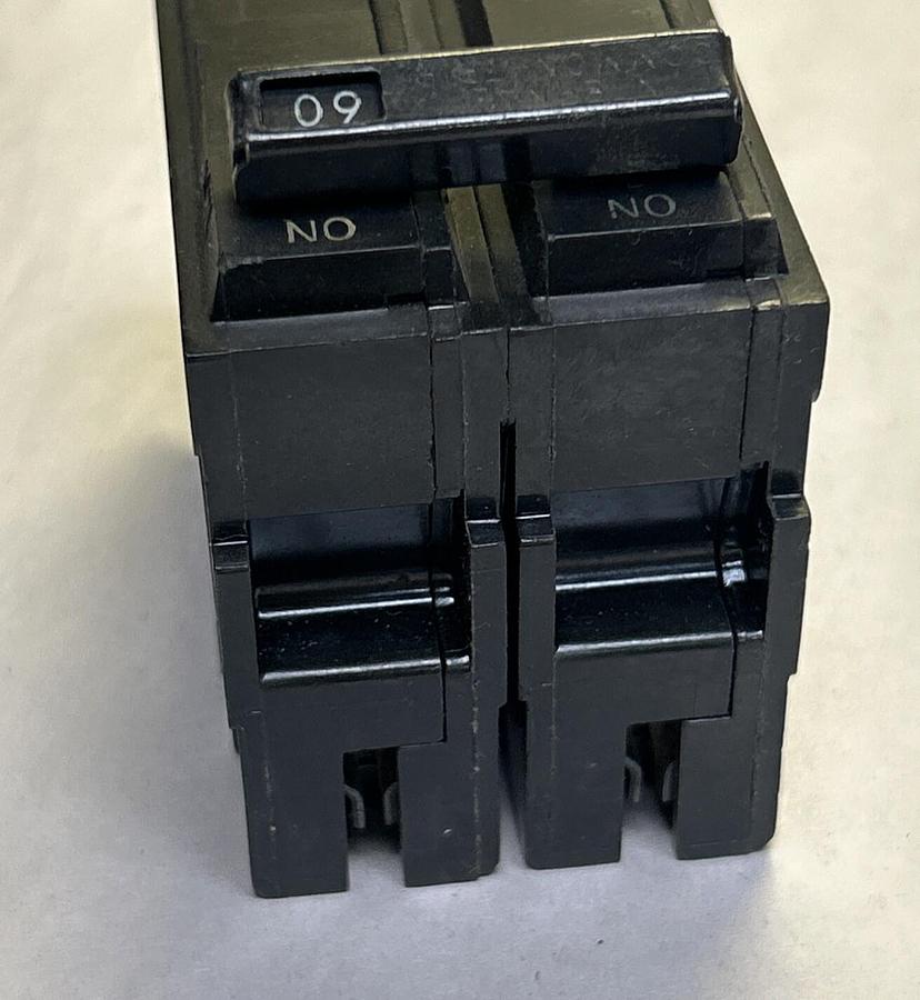 Used GENERAL ELECTRIC,THQAL2160,CIRCUIT BREAKER 60A 120/240V 2P