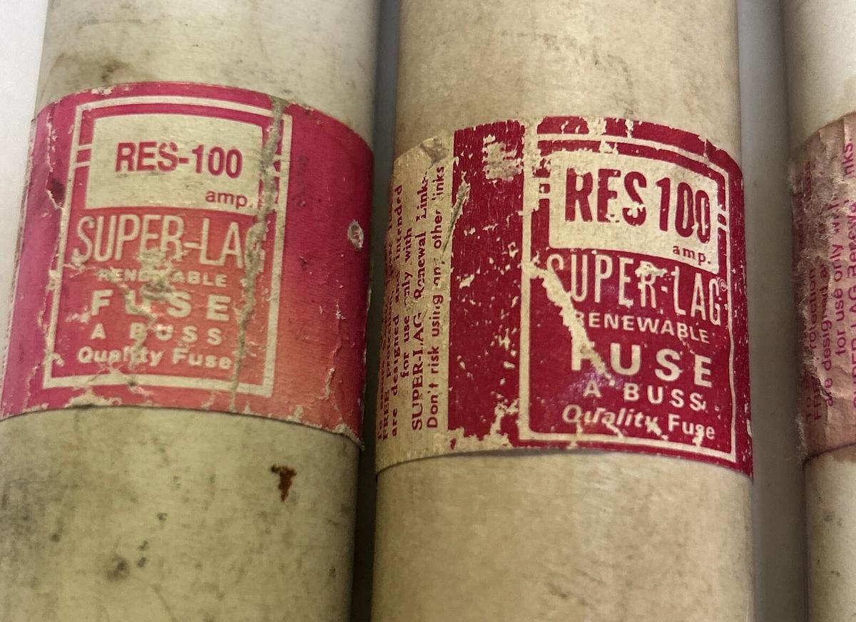 Used BUSSMANN,RES100,FUSE 100A 600V LOT OF 4