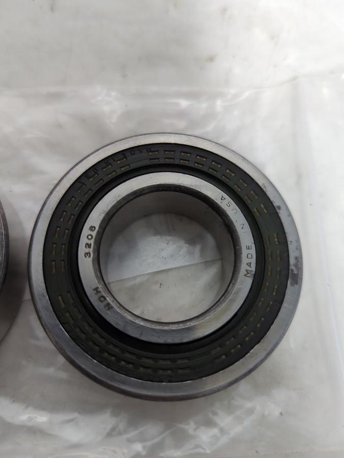Used NDH,3208,ROLLERBEARING LOT O F2 PRE-OWNED