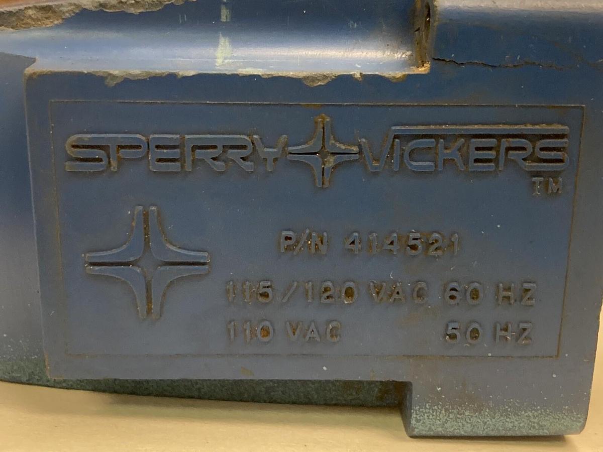 Used Vickers,414521,Sperry Solenoid Coil 115/120 VAC 50/60 HZ