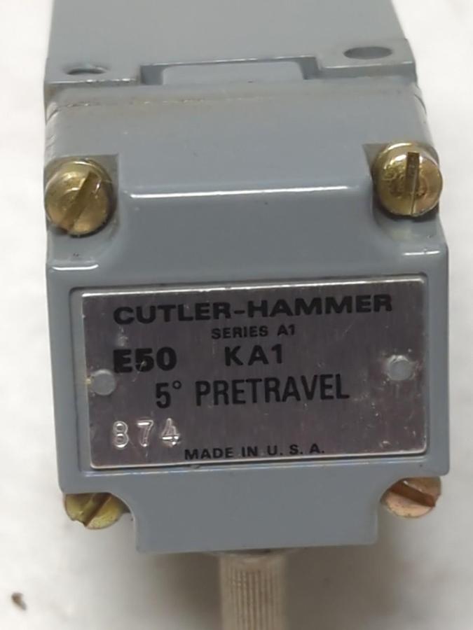 CUTLER-HAMMER,E50AR1,HEAVY DUTY LIMIT SWITCH NOS