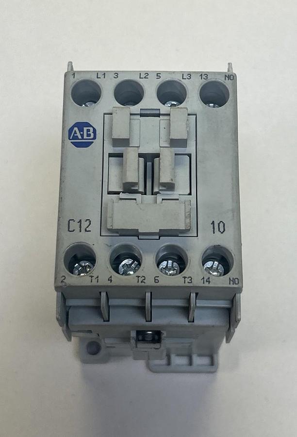 Used ALLEN BRADLEY,100-C12E*10,CONTACTOR 24VDC COIL